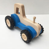 tracteur-en-bois-jouet