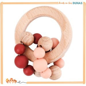 hochet-en-bois-pour-bebe