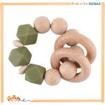 hochet-en-bois-simple-vert