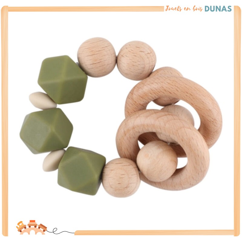hochet-en-bois-simple-vert