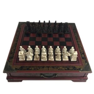 Jeu d’Echec en Bois et Résine de Style Rétro