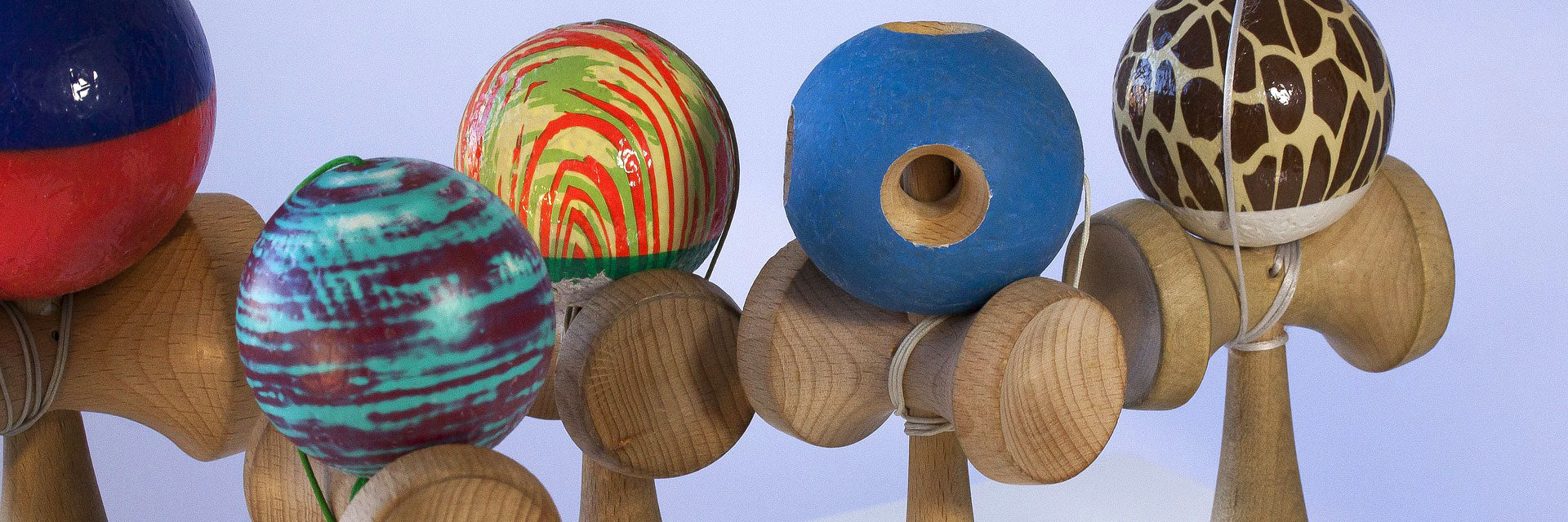 kendamas-en-bois-colores