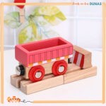 train-en-bois-aimante-wagon-rose